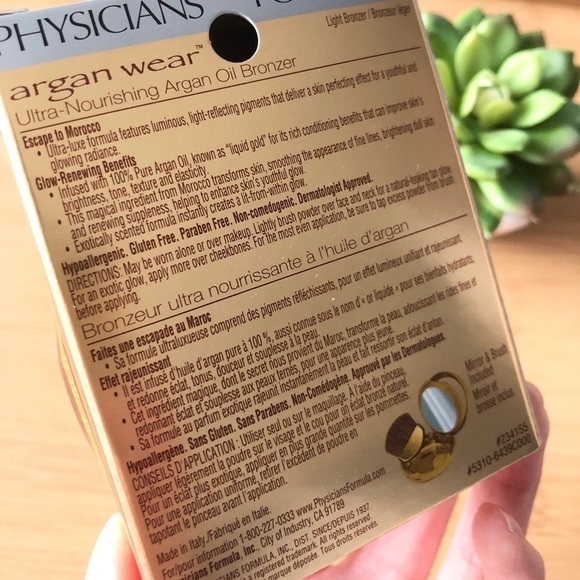 2/$25 Physician’s Formula Argan Oil Bronzer - Picture 3 of 3